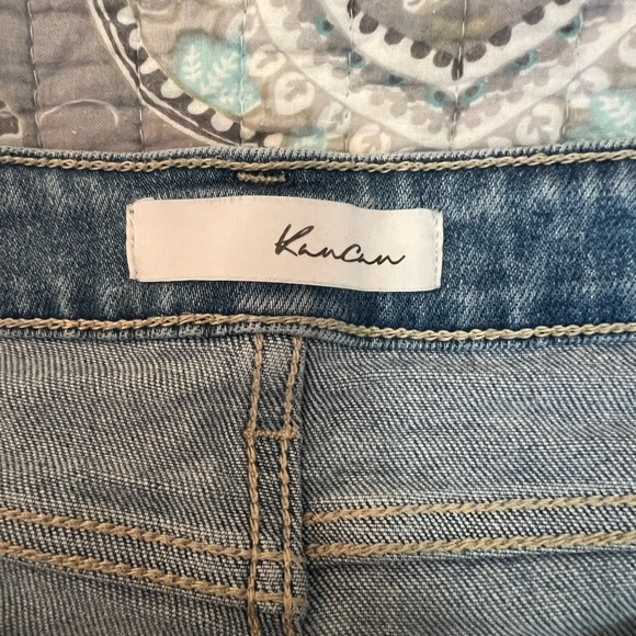 KanCan Light Wash Size Medium Denim Shorts - Picture 5 of 9